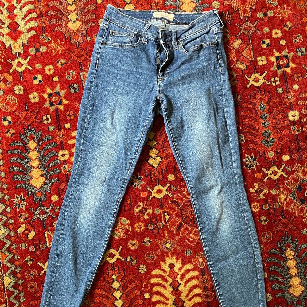 Gap Mid-Rise Skinny Jeans